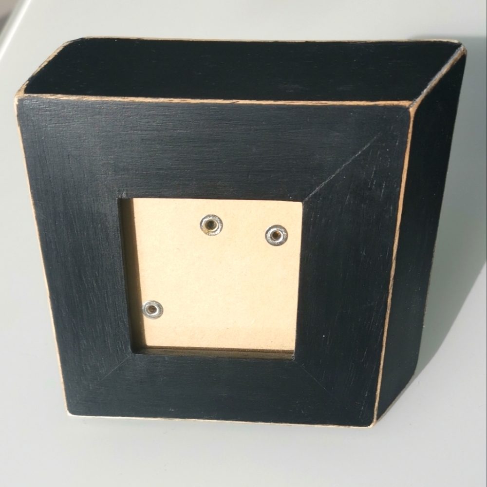 Wood 3d picture frame urban Outfitters